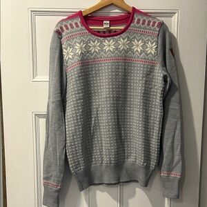 Dale Norway 100% merino wool sweater size large